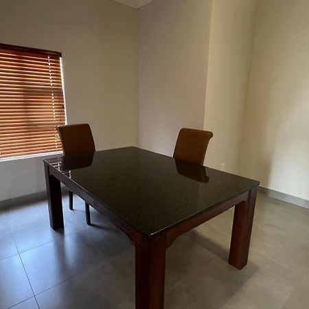 Camelot Guest House & Apartments Potchefstroom Exterior photo